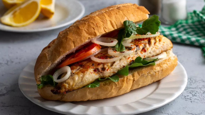 Balık ekmek sevenler burada mı, sizce en iyi balık ekmek nerede yenir?