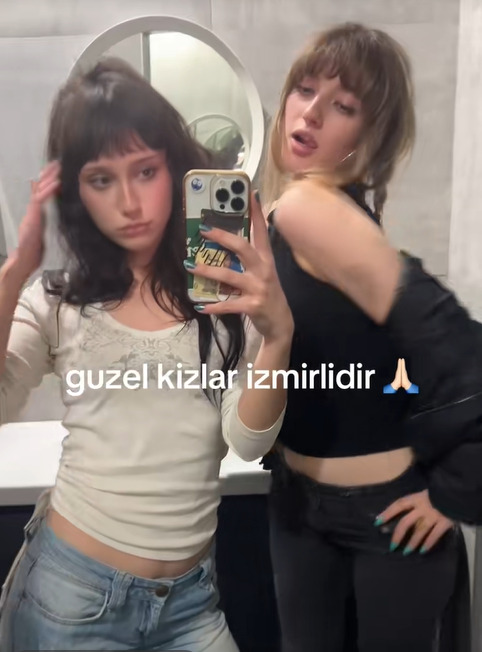 İzmirin kızları bir başka mı <3?