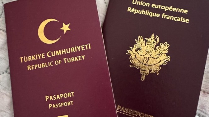 Artık çifte vatandaş oldum, tebrik mesajlarınızı alabilir miyim 😊?