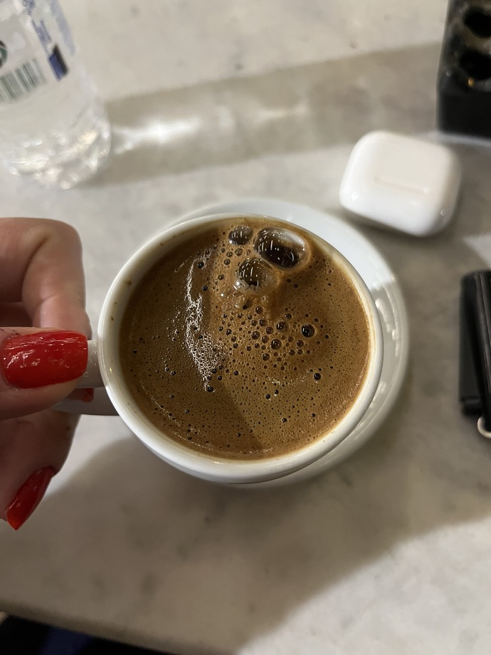 Kimlere akşam kahvesi ısmarlayayım ☕️?