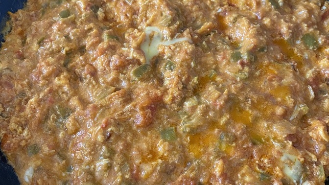 Menemeni çatalla mı yersiniz yoksa ekmek banarak mı?