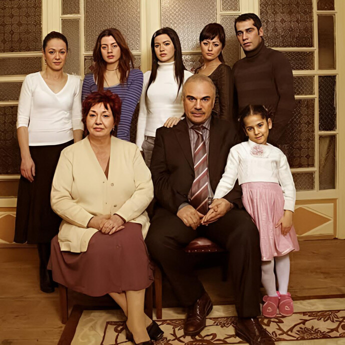 Ask-ı Memnu mu, Yaprak Dökümü mü?