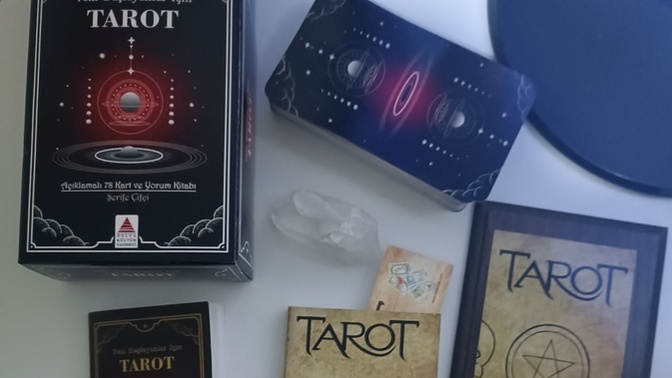 Ücretsiz tarot falı bakıyorum, ilk 10 kişi hangi açılımı seçmek ister?
