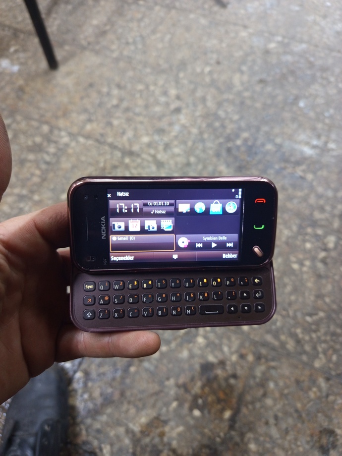 Eski tasarım telefonları sever misiniz?