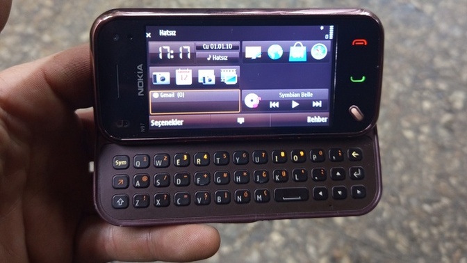 Eski tasarım telefonları sever misiniz?