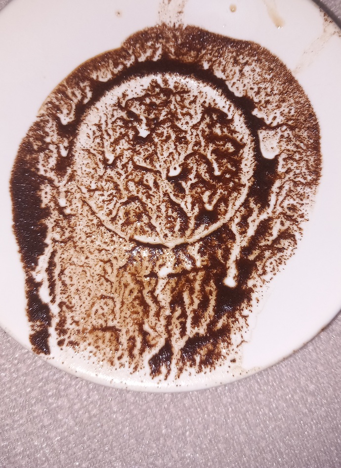 Falımda neler var hisliler🌸?