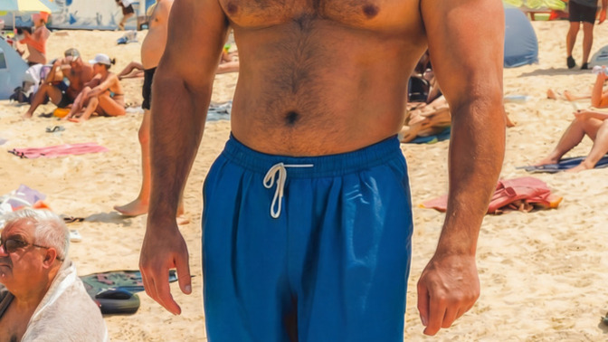 Fotoğraftaki bu adamın kilosu sizce kaçtır tahmini olan var mı?