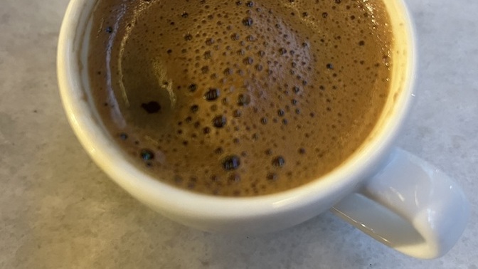 Kime akşam kahvesi ısmarlayayım ☕️?