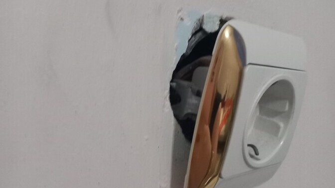 Priz bu swkılde cıktı. Şalteri ınduremedım. Sorun olur mu?