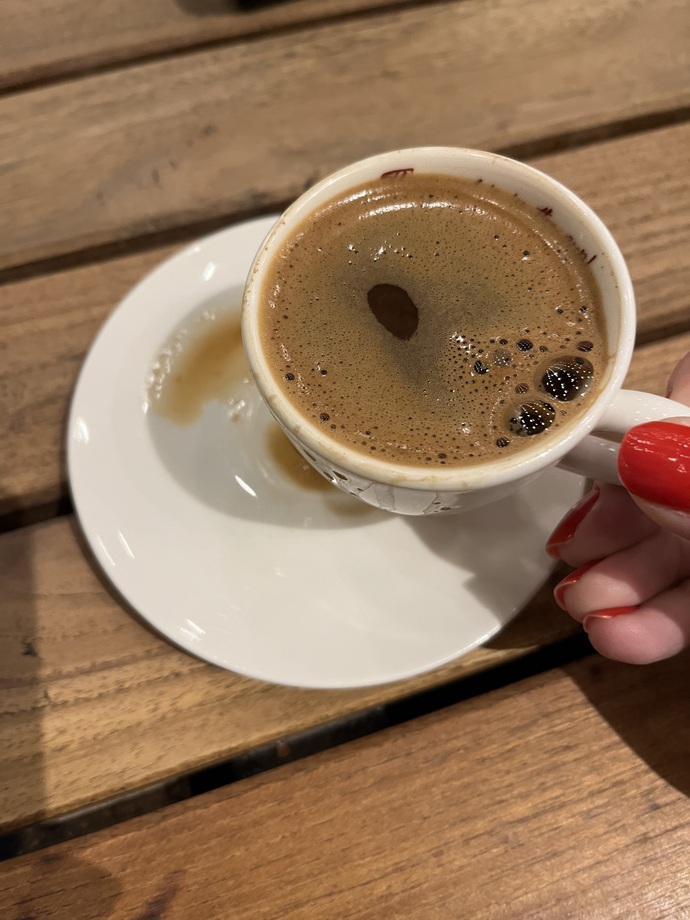 Kimler sabahları Türk kahvesi içmeye bayılır?