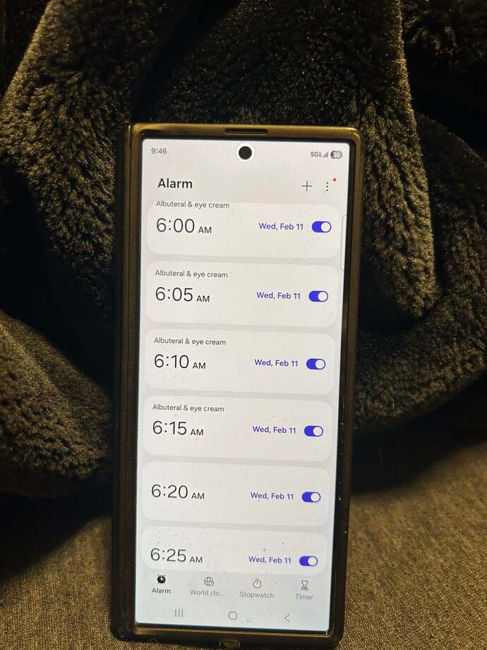 Sabah tek alarmda uyanabiliyor musunuz yoksa sürekli ertele tuşuna mı basıyorsunuz?