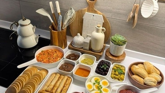 Kahvaltı yapmak senin için olmazsa olmaz mı?