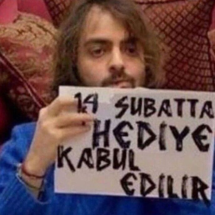 Selam ahali, nası gidio 14 Şubat hazırlık şeysileri 😅🥳🎈🎈?