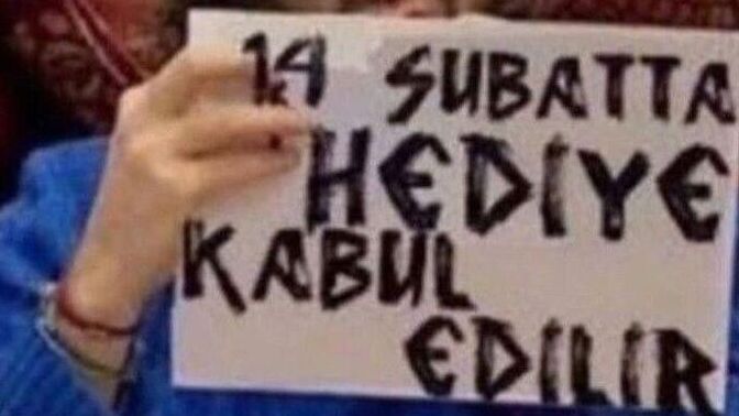Selam ahali, nası gidio 14  Şubat  hazırlık şeysileri 😅🥳🎈🎈?
