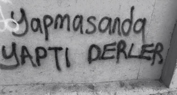 Her öfkeli kadının arkasında ne yaptığından haberi olmayan bir erkek vardır! Doğru mu?