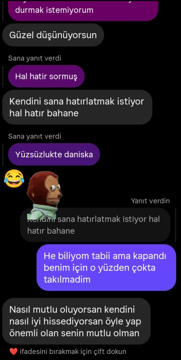 Flörte eski sevgilim yazdı dedim, tepkisi çok sakin kaldı sizce ne yazmalıyım?