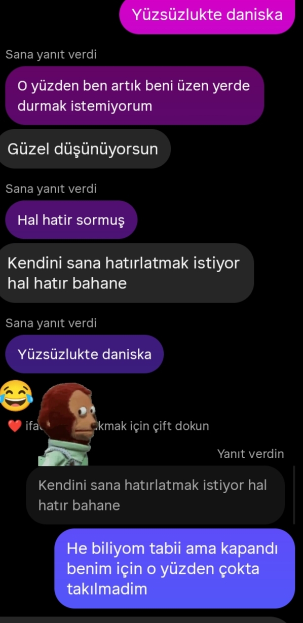 Flörte eski sevgilim yazdı dedim, tepkisi çok sakin kaldı sizce ne yazmalıyım?