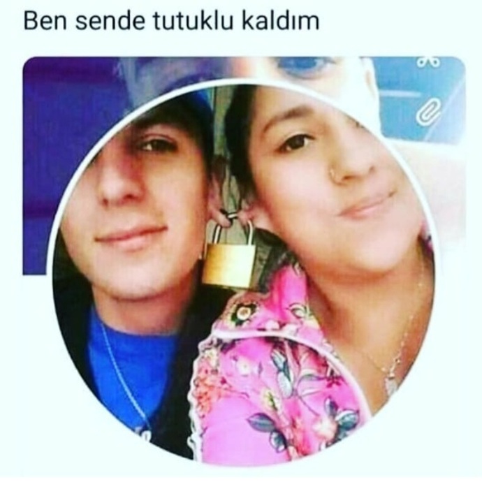 Seninle şöyle olabilirdik aptal😑