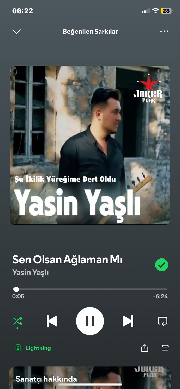 Hangi şarkıyı dinliyosun şu an?