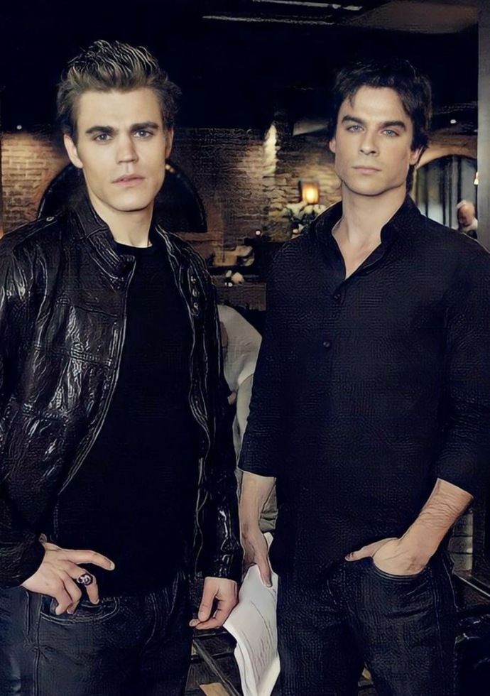 The Vampire Diaries oyuncuları neden Hollywood’u bırakıp köy hayatına dönmeyi seçti?