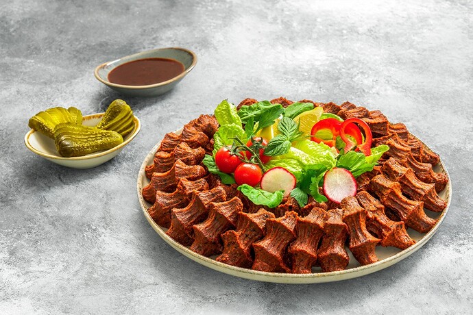 Çiğ köfte etli mi yenir, etsiz mi?