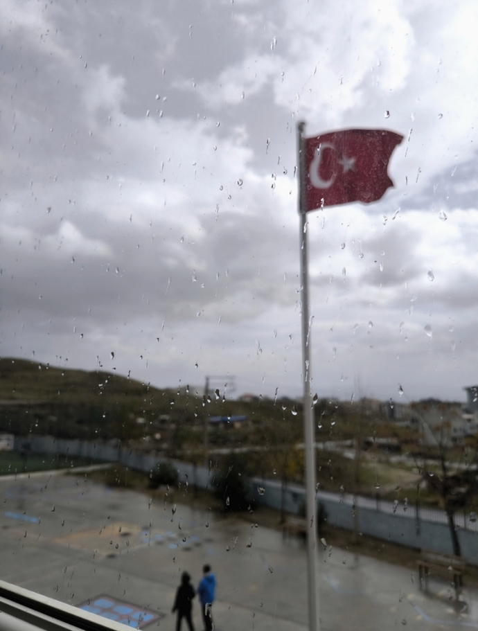 Göğe bakalım...
