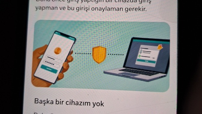 Yeni telefonda Instagram eski cihaz istiyor, hesaba nasıl girebilirim?