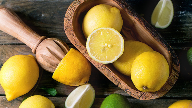 Hangi yemeğe limon sıkarsan o yemek daha lezzetli hale gelir?