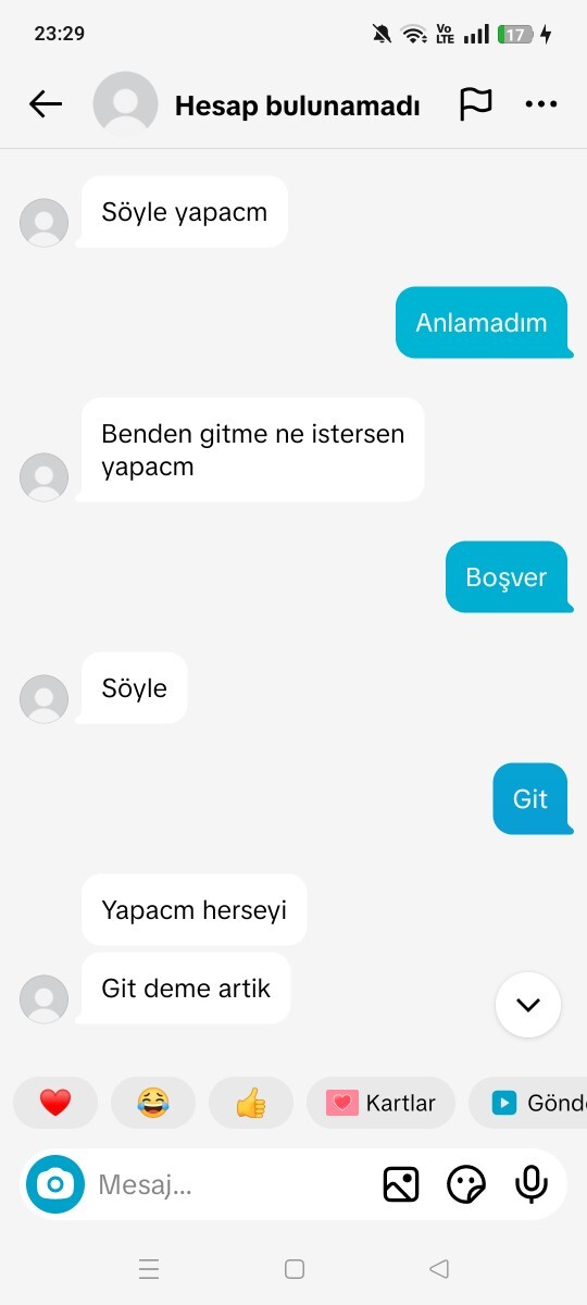 Arkadadım ve konuştuğu çocuk?