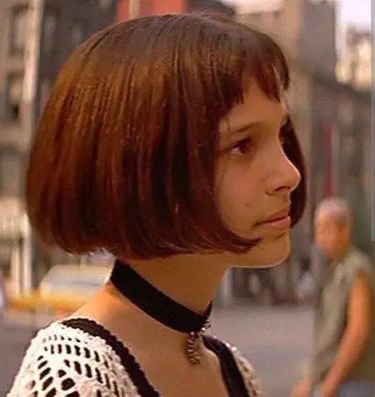 Saçlarımı Mathilda saçı gibi yapsam mı?