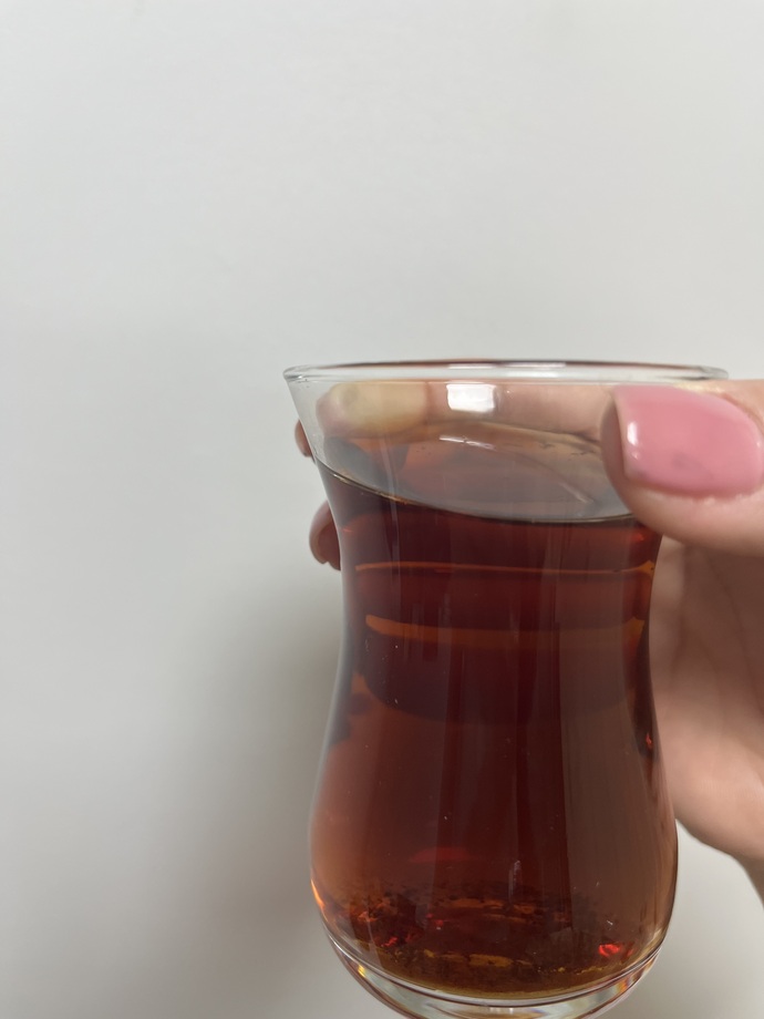 Kim çay içmek ister?