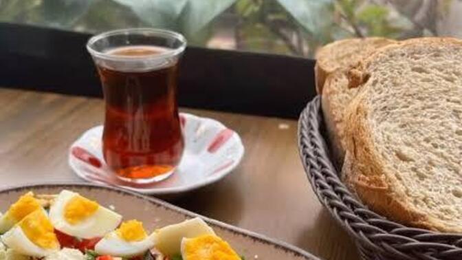 Günaydın. Sabah kahvaltısında genelde hangi içeceği içersin?