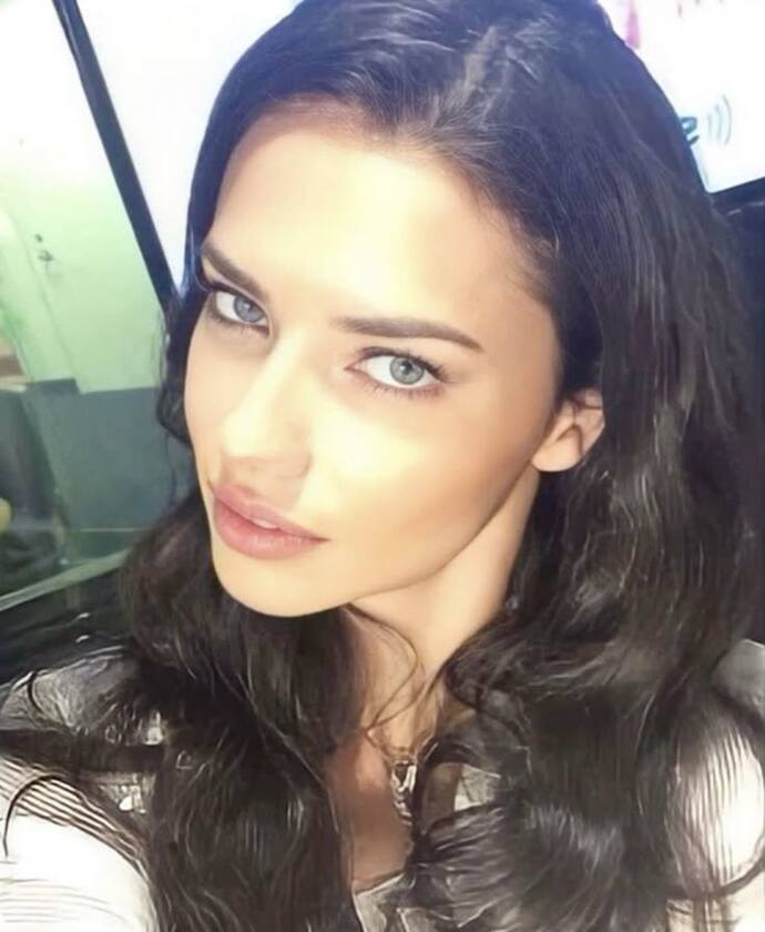 Adriana Lima fiziksel olarak çekici mi, tarzını ve stilini nasıl buluyorsunuz?