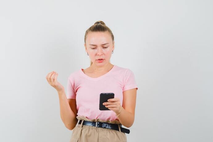 Telefonunuz elinizdeyken telefonu aradığınız oluyor mu?