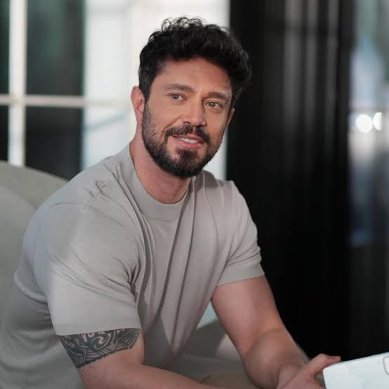 Murat bozun botokslu halini nasıl buldunuz?