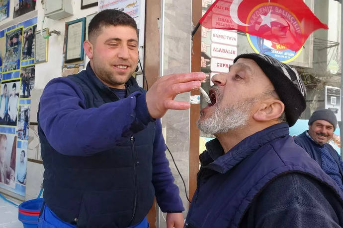 Balığı çiğ yiyebilir misiniz, sushi tarzı çiğ balık tazelik testi yapar mısınız 😂?