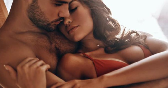 Sevişmek için ikna etmeye mi çalışırsınız yoksa sadece davet mi edersiniz?