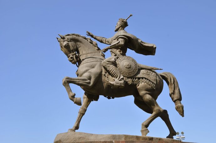 Tarihte bugün:Büyük Türk hükümdarı Emir Timur vefat etti! Ne düşünüyorsunuz?