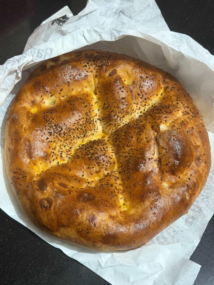 Yumurtalı Ramazan pidesi severler burada mı?