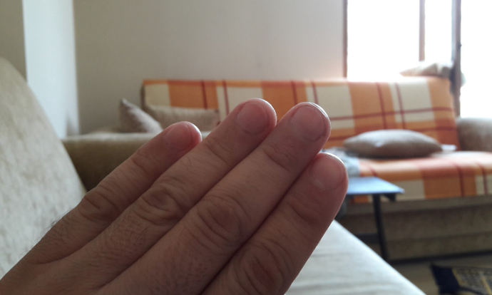 Karşı cinste el ve parmak yapısı dikkatinizi çeker mi?