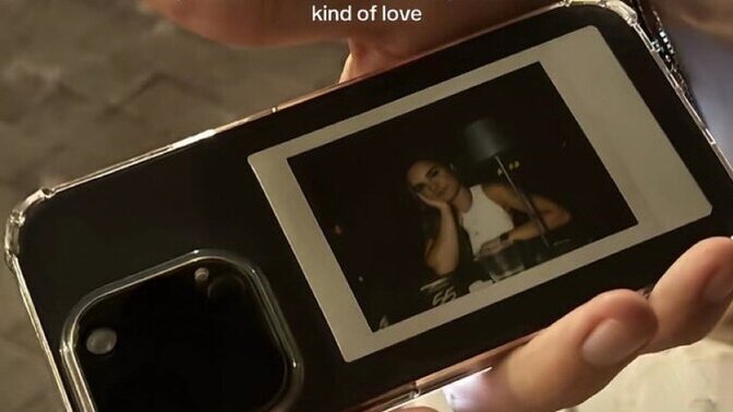 Sevdiğinizin insanın fotoğrafını yanınızda taşır mısınız?