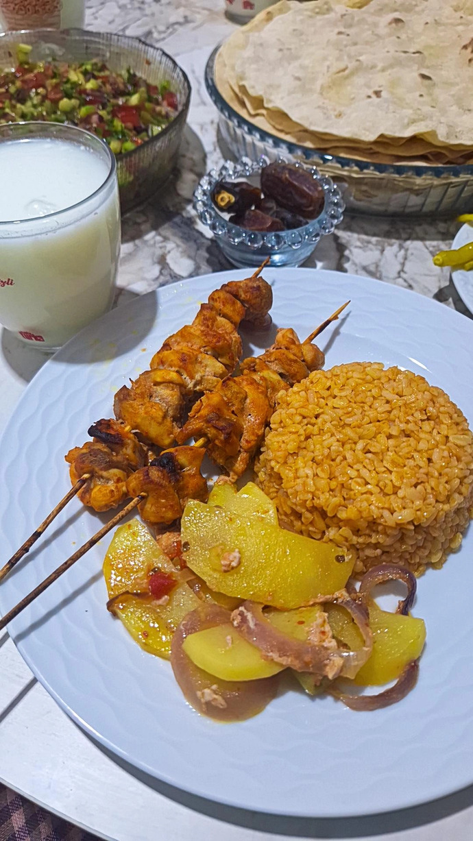 İlk iftar yemeğinizde neler var?