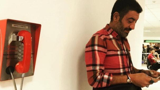 Telefonun başında beklediğin biri var mı?