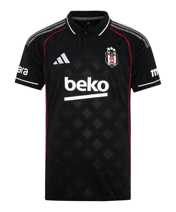 Sizce hangi forma daha iyi duruyor? Yorumlar misiniz?