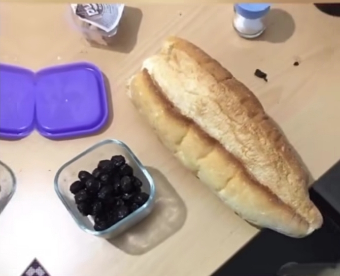 İlk orucumuzu açtık 🤭Allah olmayanlarada versin🤭sizde durumlar nasıl?