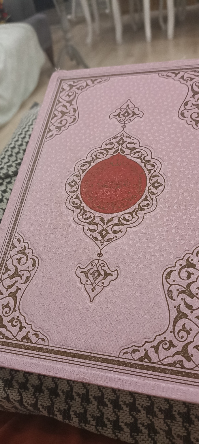 Sizce insanın en güzel dost mu? Kur’an-ı Kerim mi yoksa bambaşka bir şey mi?