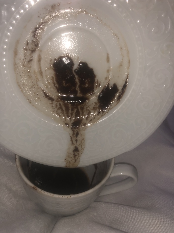 Fotoğraftan falıma bakar mısın, yorumlar mısın lütfen?