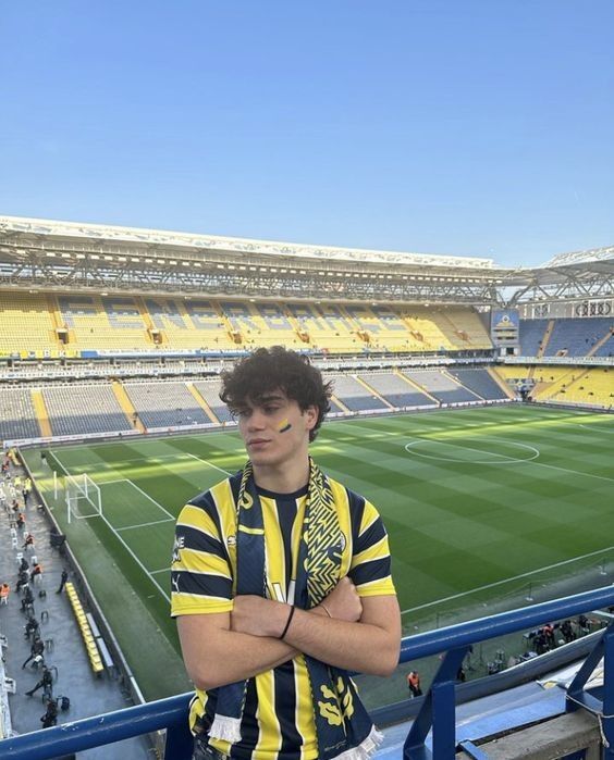 Maç tutkunu sevgili çekilir mi?