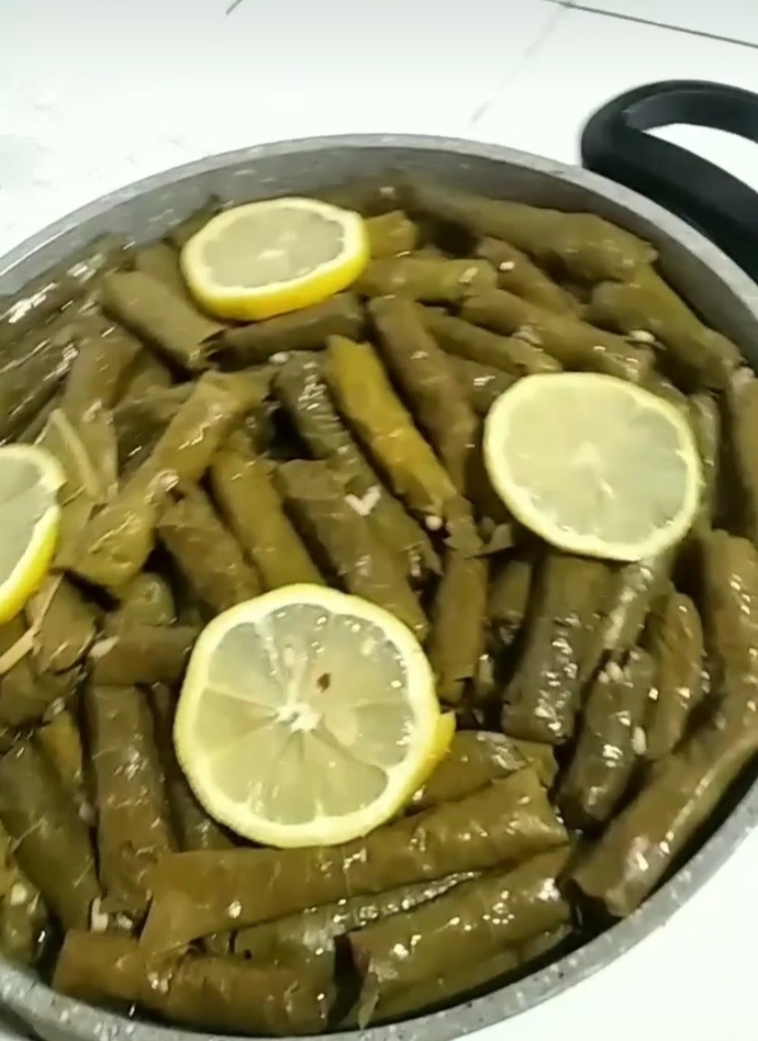 Sarma sarmayı mı yoksa yemeyi mi seversiniz?