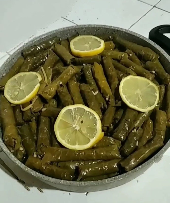 Sarma sarmayı mı yoksa yemeyi mi seversiniz?